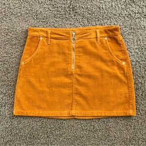 NWOT~Arizona Jean Co Yellow/Gold Corduroy Skirt, O-Ring Zipper, Pockets, Retro